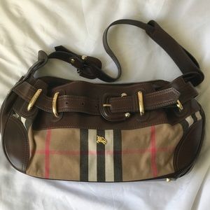 2000s Burberry shoulder bag